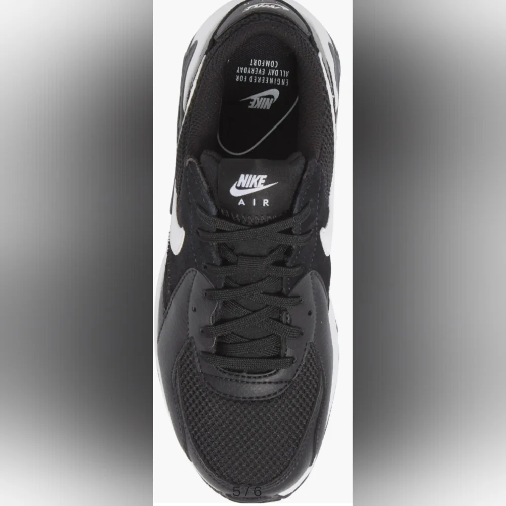 Nike Air Max Excee Sneakers Wmn's Size 7M Like New - Picture 5 of 8